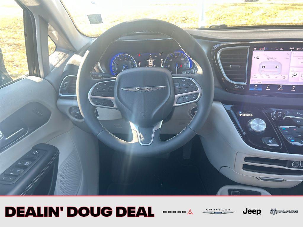 used 2024 Chrysler Pacifica car, priced at $28,495