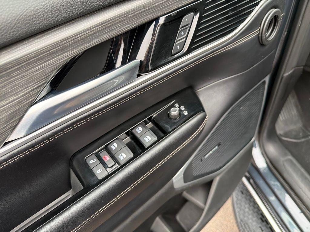 used 2024 Jeep Wagoneer L car, priced at $46,495