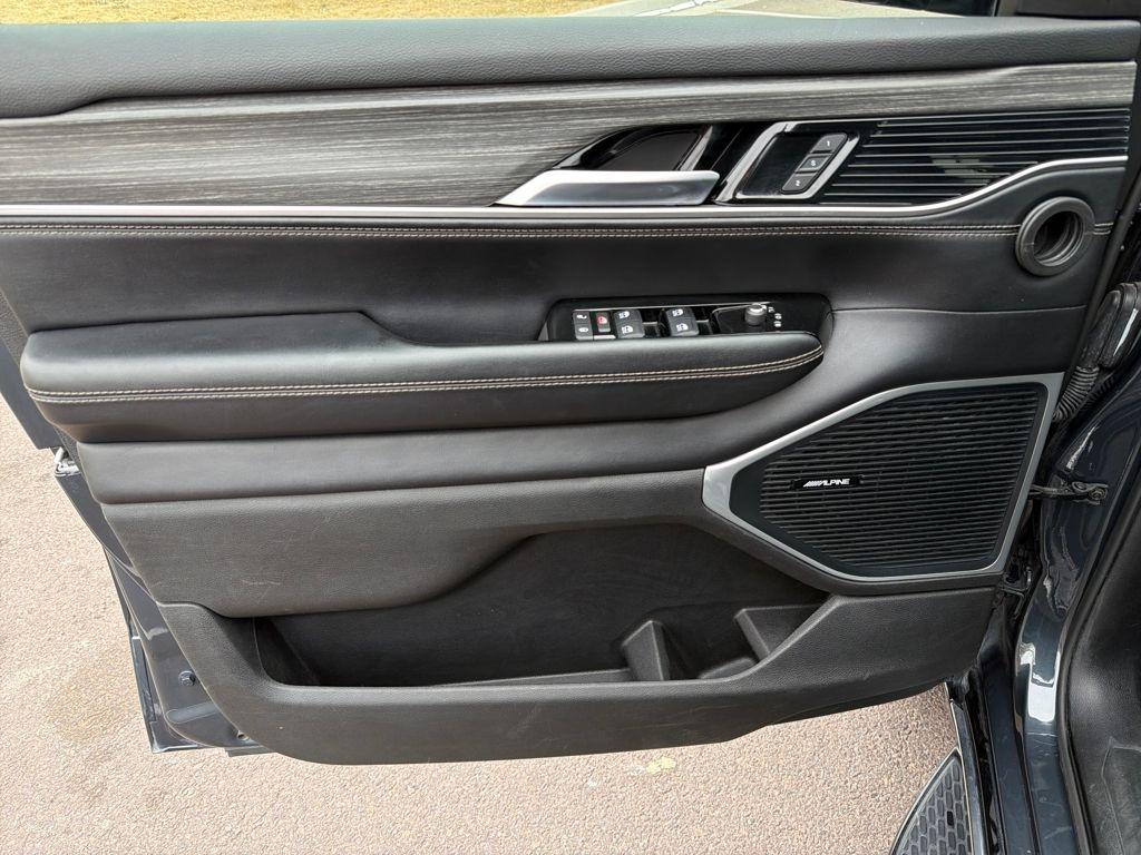 used 2024 Jeep Wagoneer L car, priced at $46,495