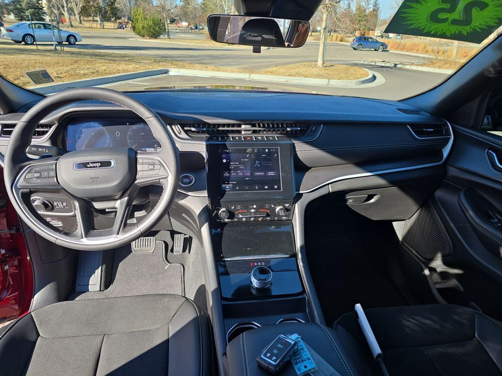 used 2025 Jeep Grand Cherokee L car, priced at $41,895