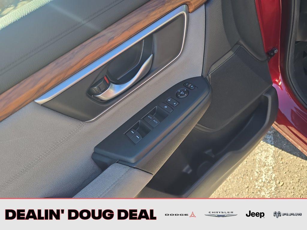 used 2020 Honda CR-V car, priced at $26,295