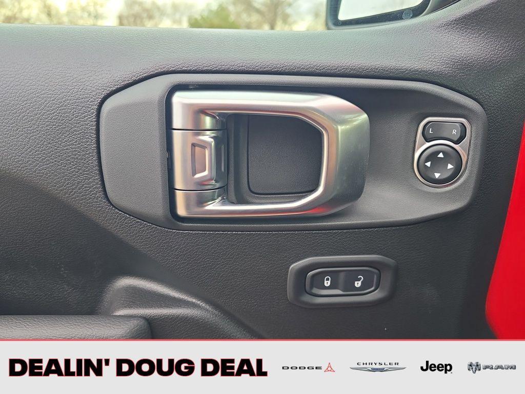 new 2026 Jeep Wrangler car, priced at $46,702