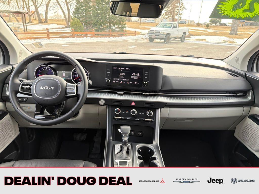 used 2024 Kia Carnival car, priced at $28,995
