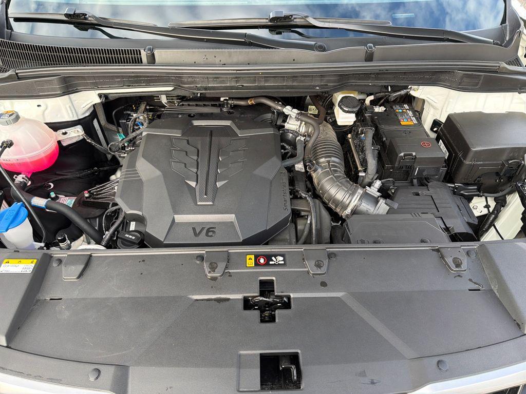 used 2024 Kia Carnival car, priced at $31,495