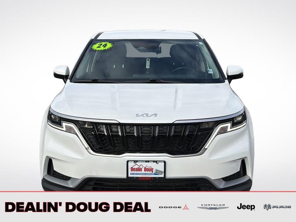 used 2024 Kia Carnival car, priced at $28,995