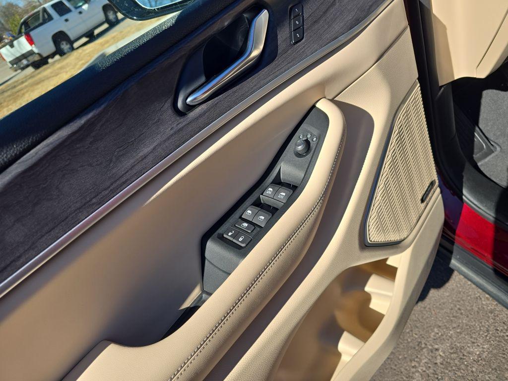 used 2024 Jeep Grand Cherokee L car, priced at $39,995