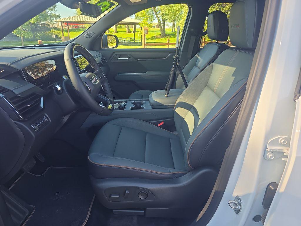 used 2024 GMC Acadia car, priced at $46,794