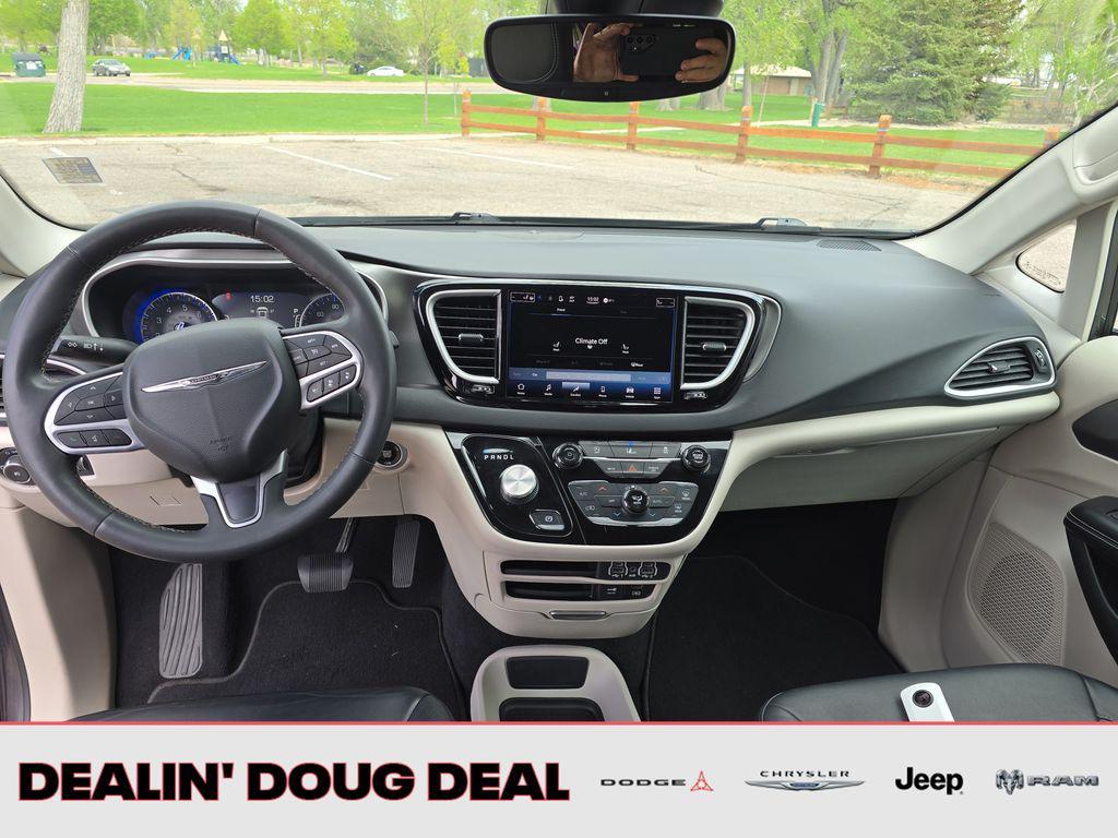 used 2022 Chrysler Pacifica car, priced at $23,594
