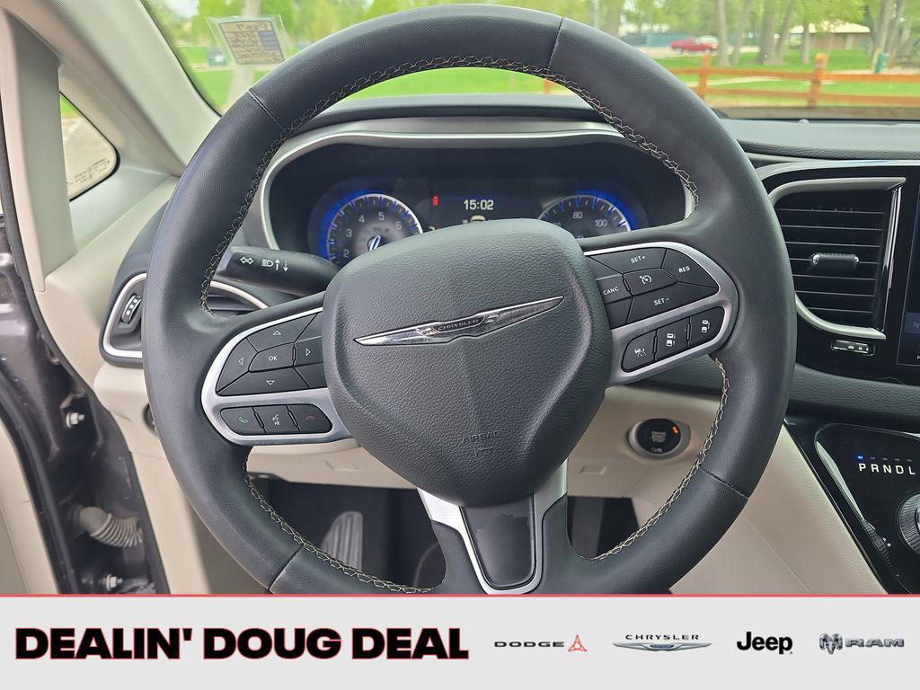 used 2022 Chrysler Pacifica car, priced at $23,594