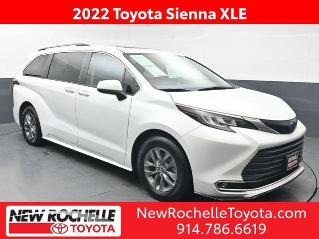 used 2022 Toyota Sienna car, priced at $29,998