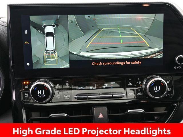 used 2023 Toyota Highlander car, priced at $41,791