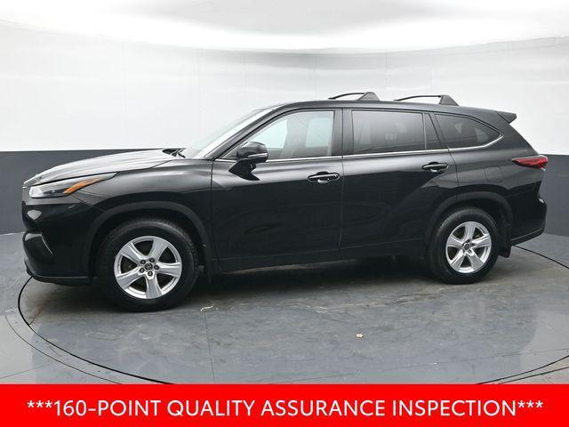 used 2022 Toyota Highlander car, priced at $32,436