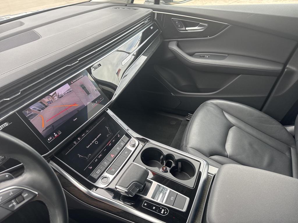 used 2024 Audi Q7 car, priced at $41,995