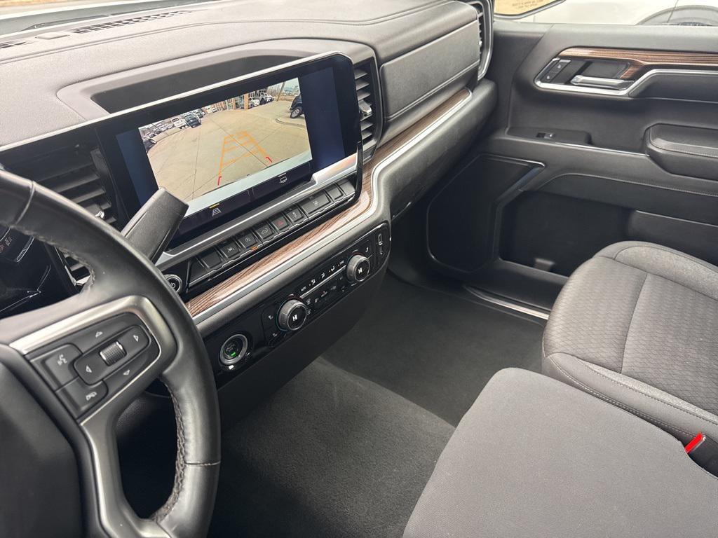 used 2024 Chevrolet Silverado 1500 car, priced at $32,995