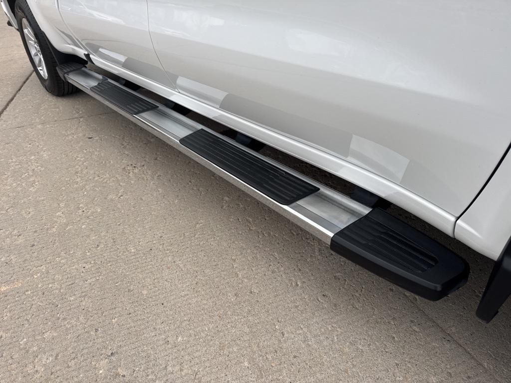 used 2024 Chevrolet Silverado 1500 car, priced at $32,995