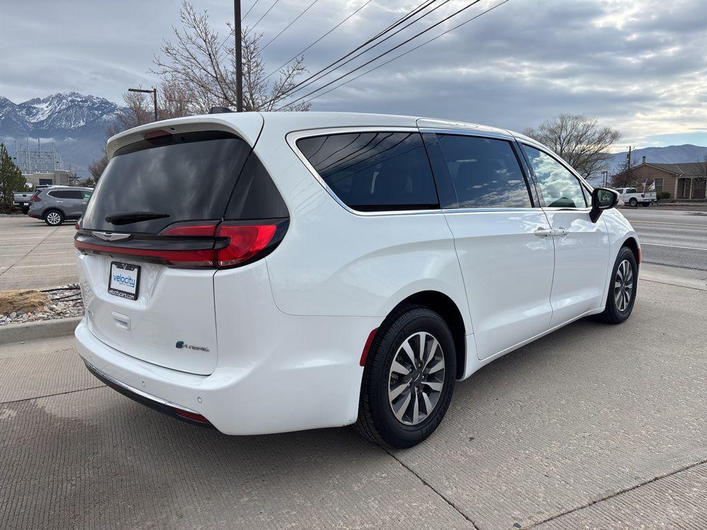 used 2023 Chrysler Pacifica Hybrid car, priced at $23,595