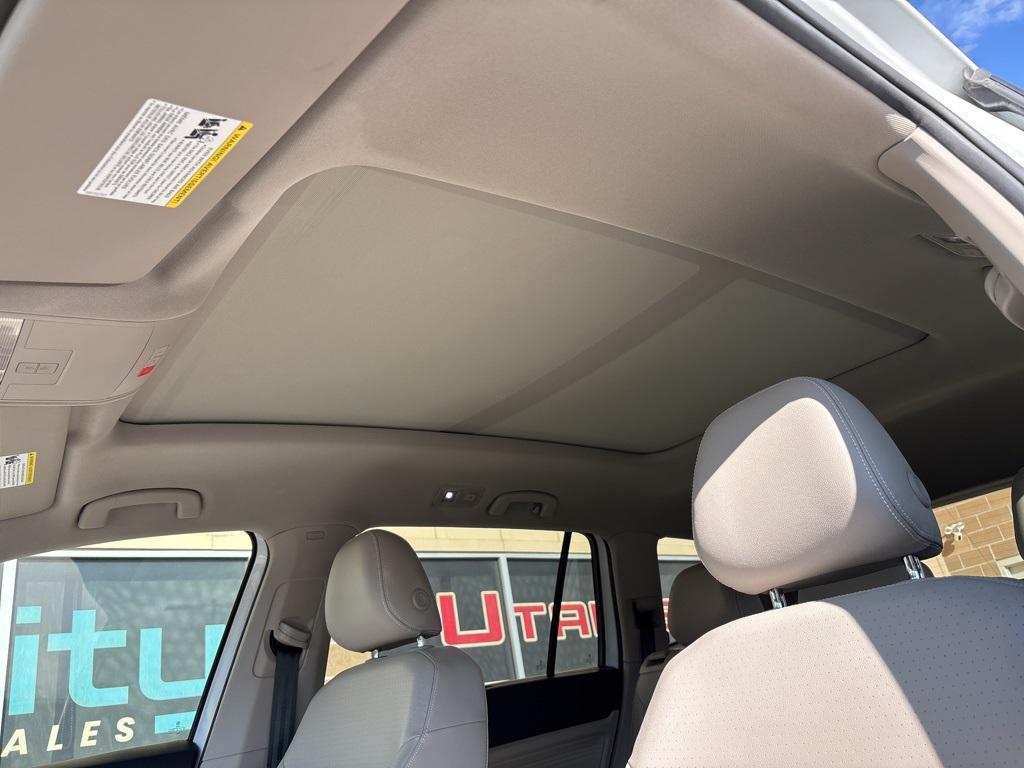 used 2021 Volkswagen Atlas car, priced at $20,995