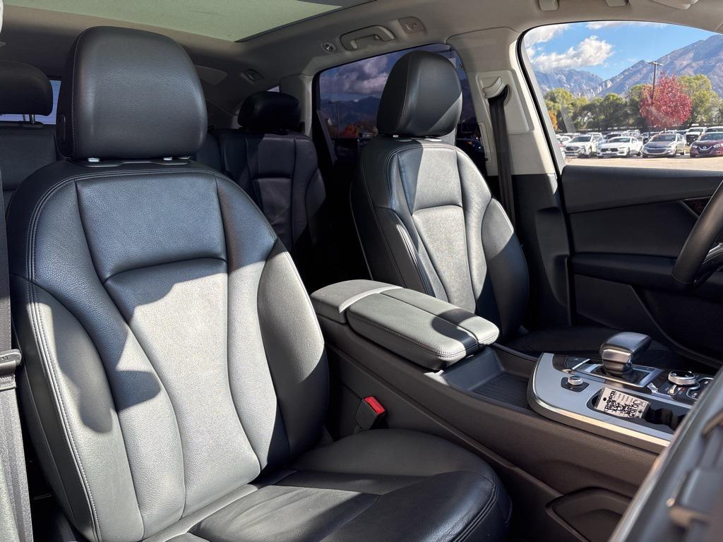 used 2019 Audi Q7 car, priced at $22,995