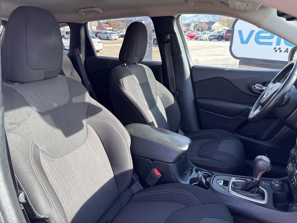 used 2017 Jeep Cherokee car, priced at $16,995