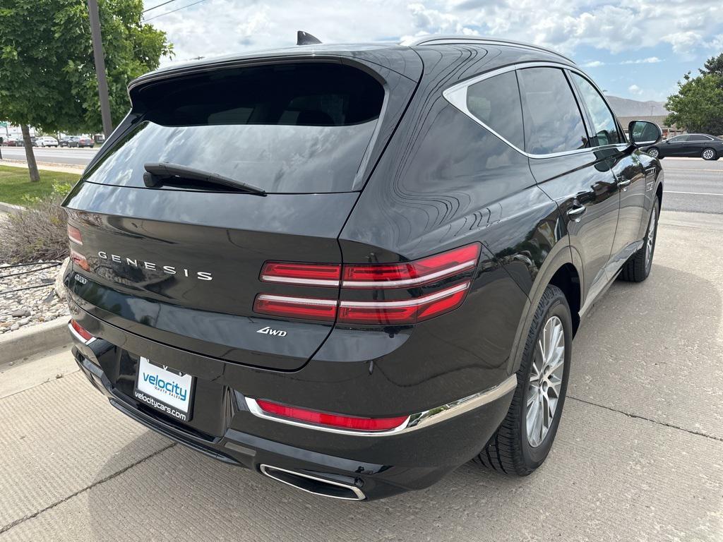 2024 Vik Black Genesis GV80