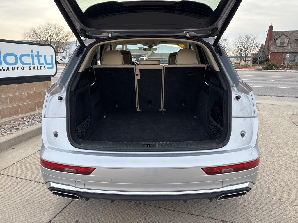 used 2024 Audi Q5 car, priced at $27,595