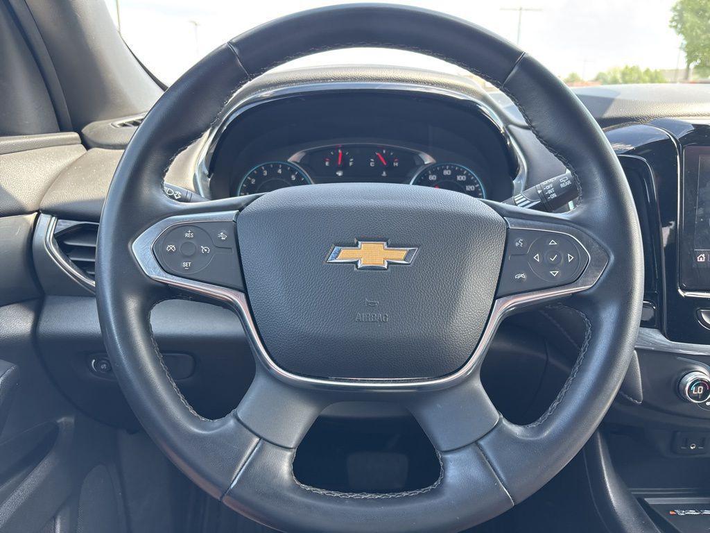 used 2023 Chevrolet Traverse car, priced at $24,494