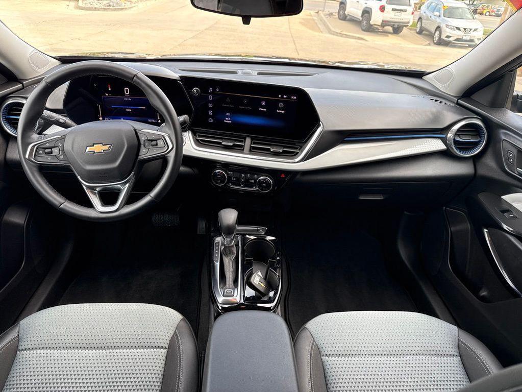 used 2025 Chevrolet Trax car, priced at $22,494