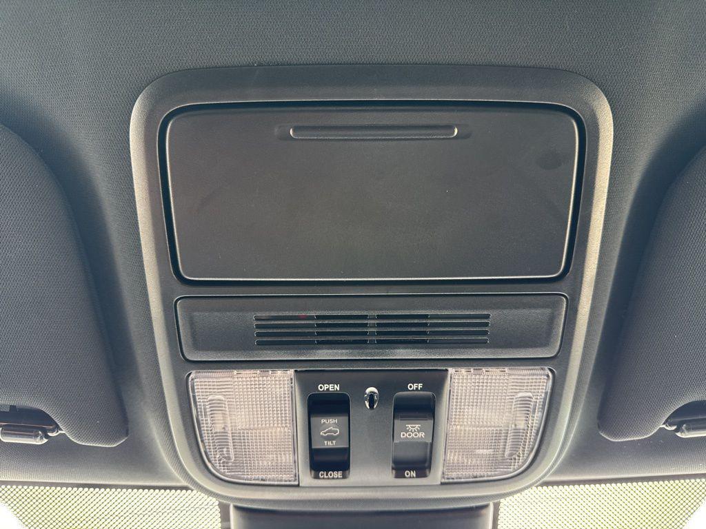 used 2025 Honda Odyssey car, priced at $37,995