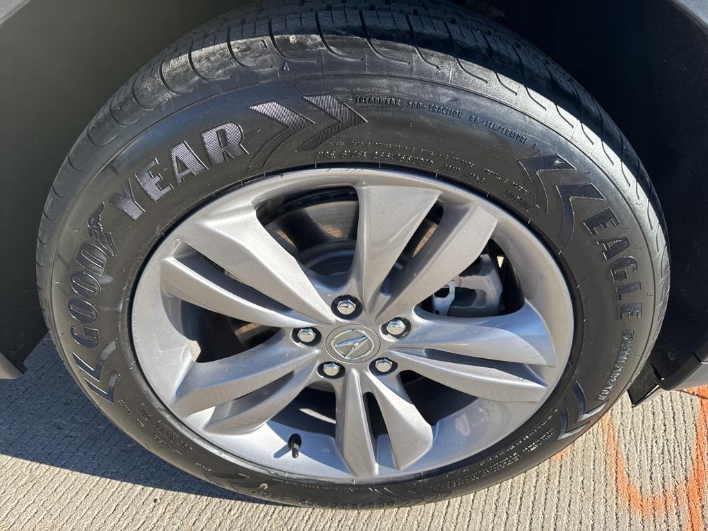 used 2023 Acura MDX car, priced at $39,995