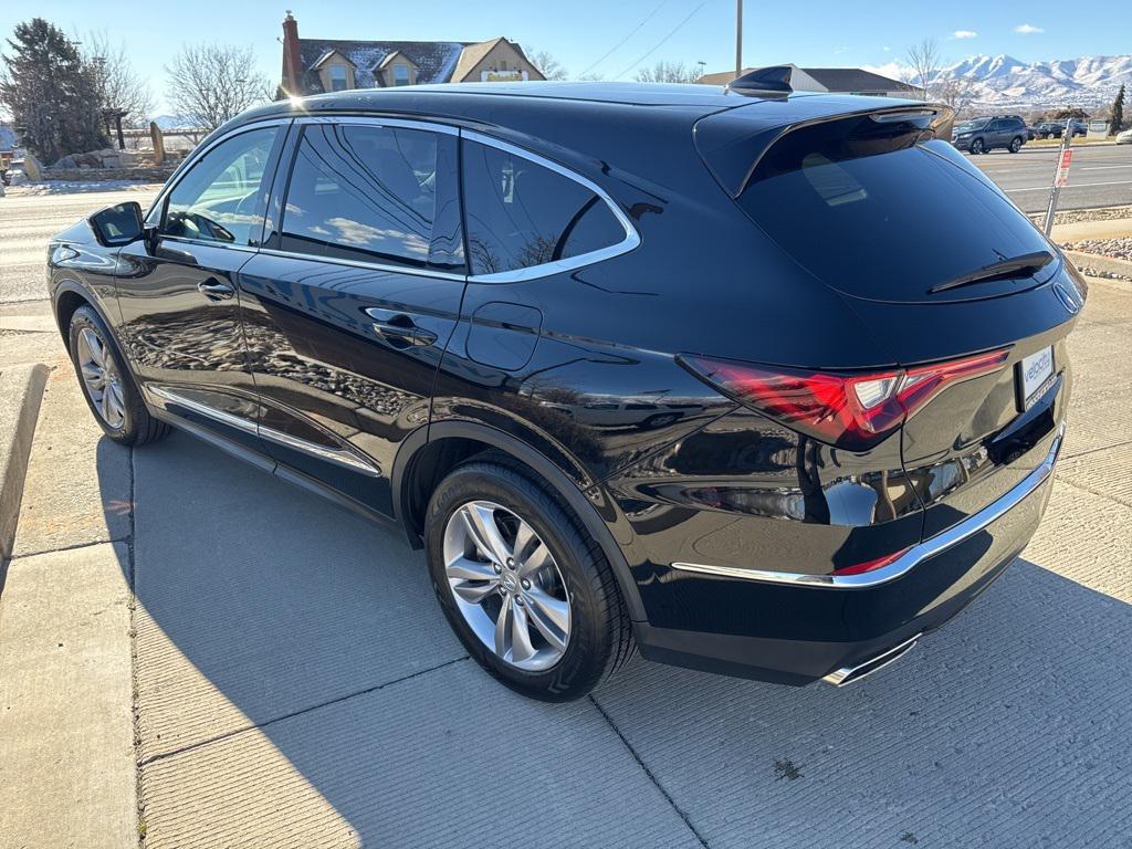 used 2023 Acura MDX car, priced at $39,995