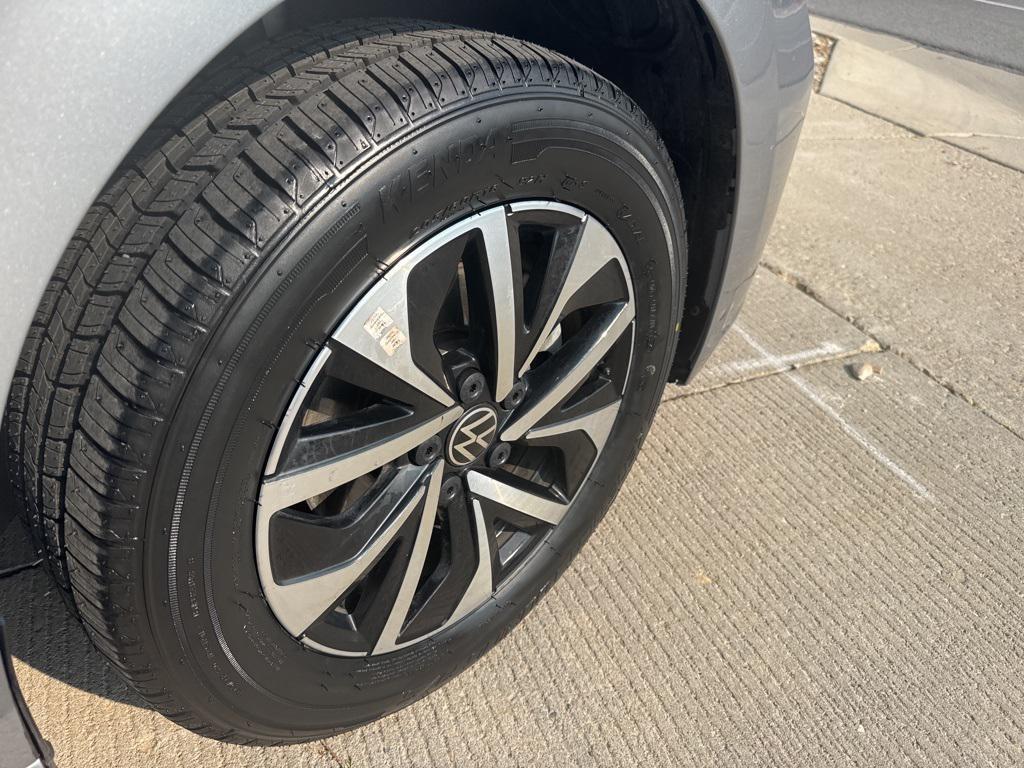 used 2024 Volkswagen Jetta car, priced at $17,595