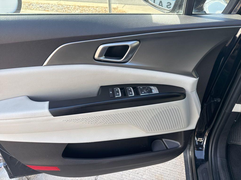 used 2024 Kia Carnival car, priced at $26,494