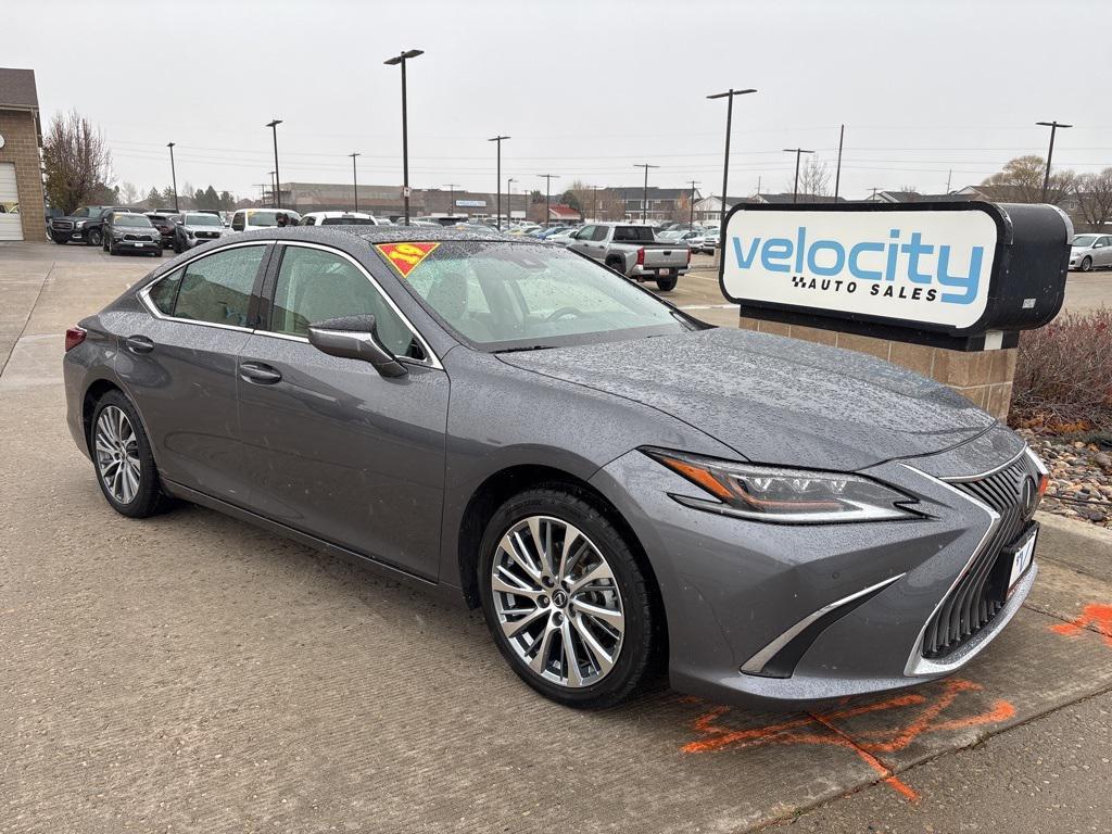 used 2019 Lexus ES 350 car, priced at $25,995