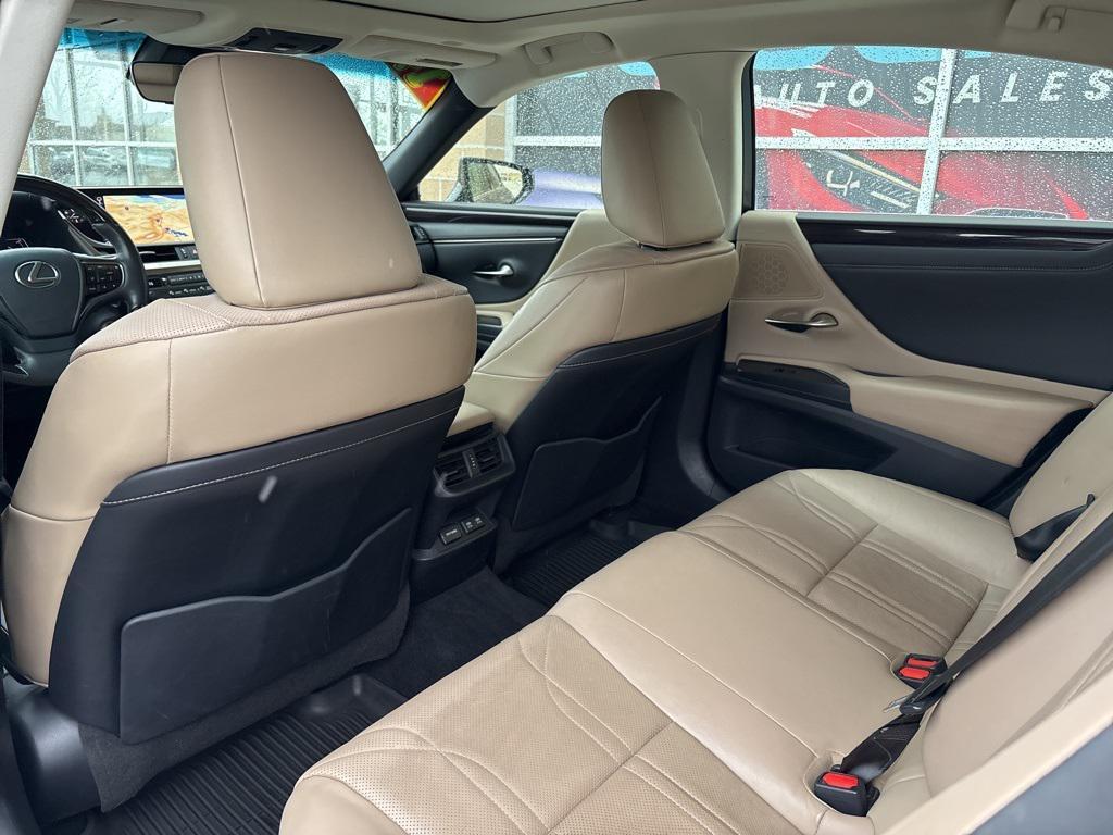 used 2019 Lexus ES 350 car, priced at $25,995