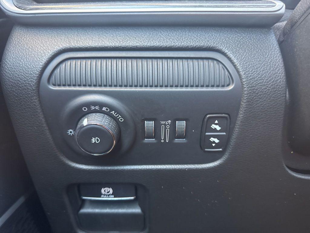 used 2024 Jeep Wagoneer car, priced at $38,494