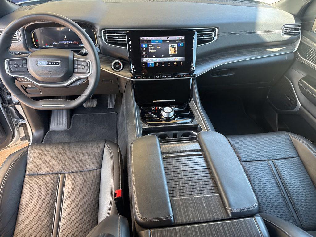 used 2024 Jeep Wagoneer car, priced at $38,494