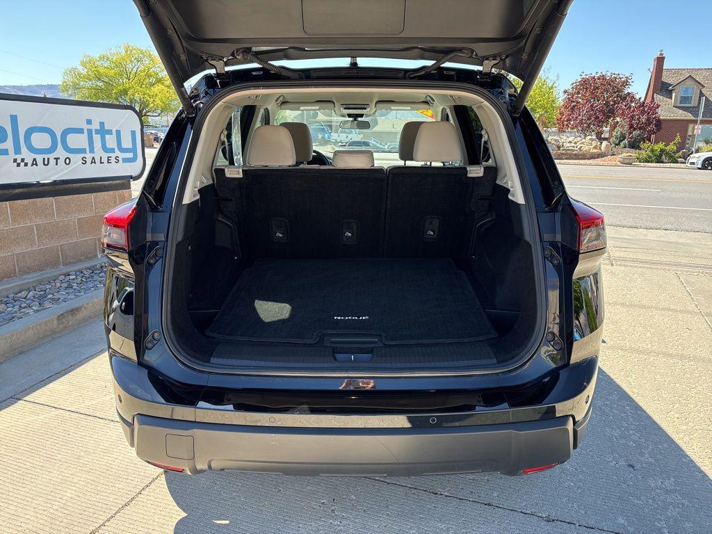 used 2025 Nissan Rogue car, priced at $21,995