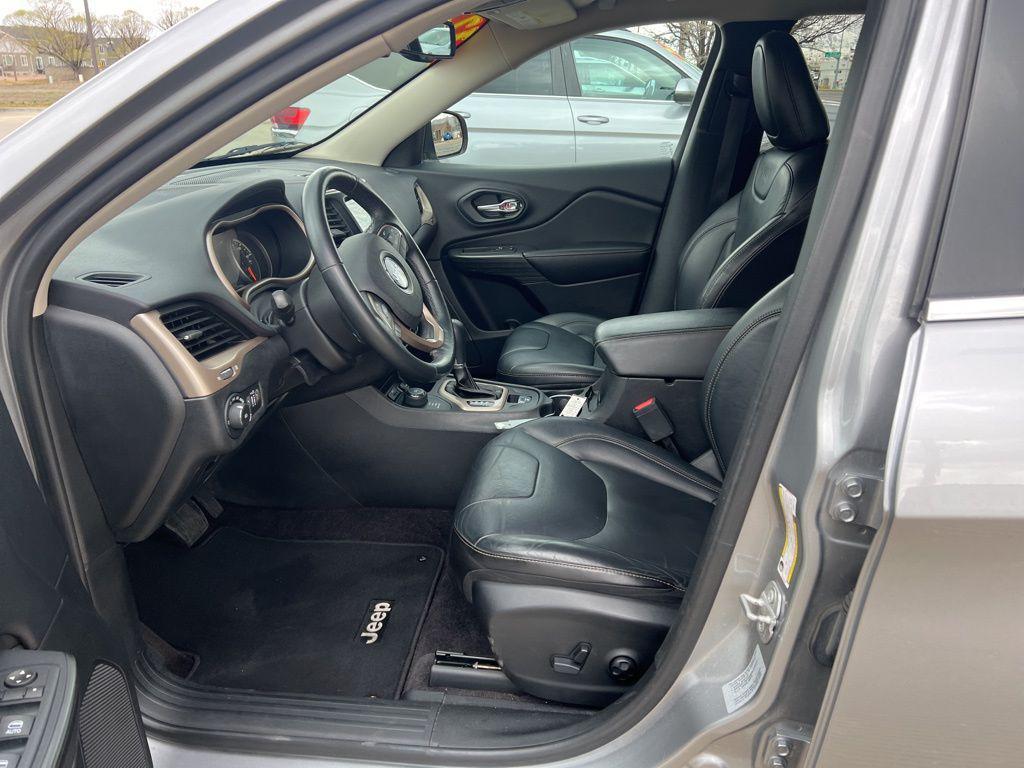 used 2017 Jeep Cherokee car, priced at $13,995
