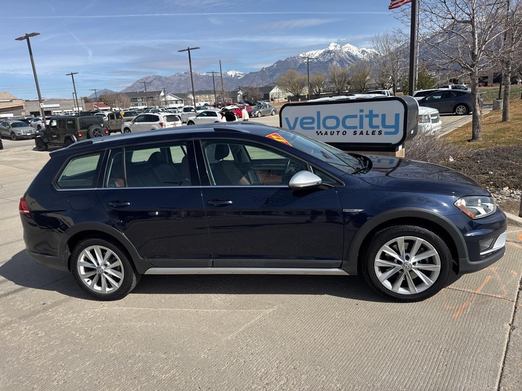 used 2017 Volkswagen Golf Alltrack car, priced at $14,995