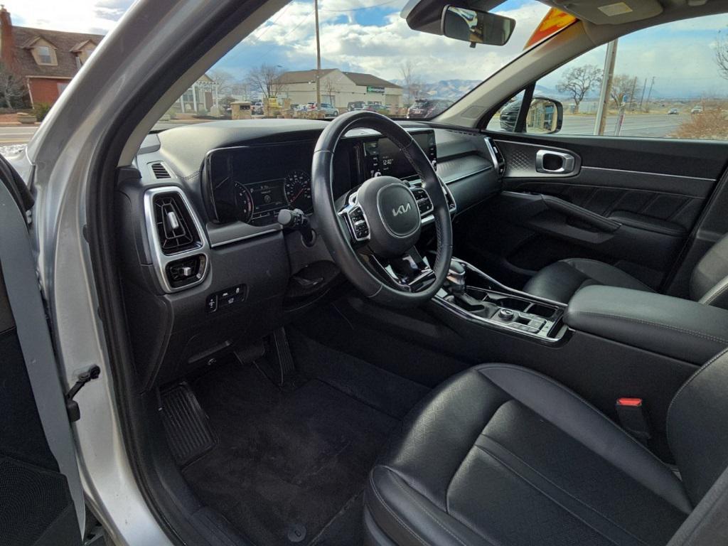 used 2022 Kia Sorento car, priced at $25,995