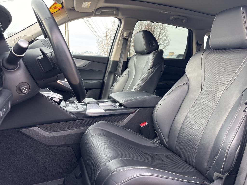 used 2023 Acura MDX car, priced at $39,995