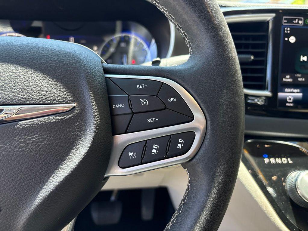used 2023 Chrysler Pacifica car, priced at $23,494