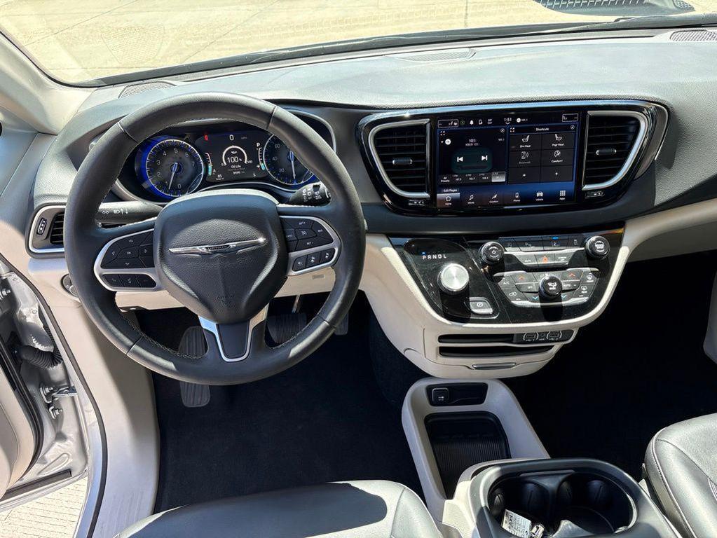 used 2023 Chrysler Pacifica car, priced at $23,494