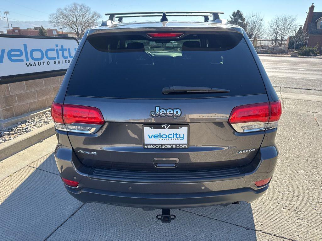 used 2016 Jeep Grand Cherokee car, priced at $13,995