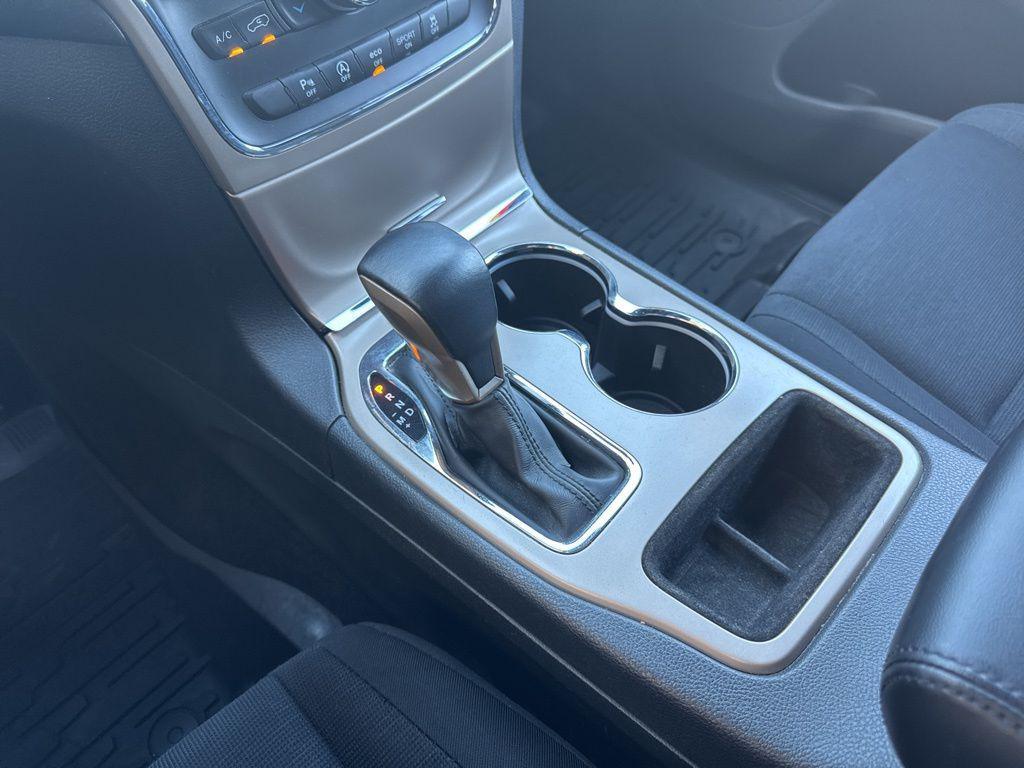 used 2016 Jeep Grand Cherokee car, priced at $13,995