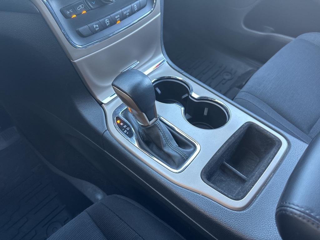 used 2016 Jeep Grand Cherokee car, priced at $14,995