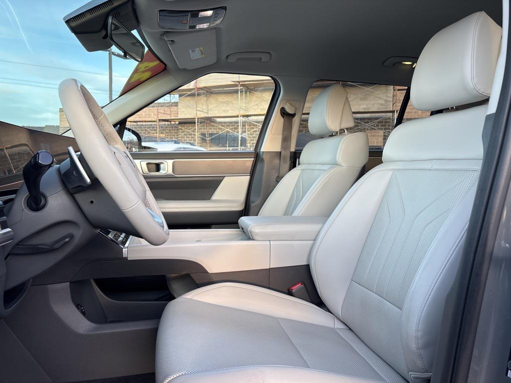 used 2024 Hyundai Santa Fe car, priced at $26,995