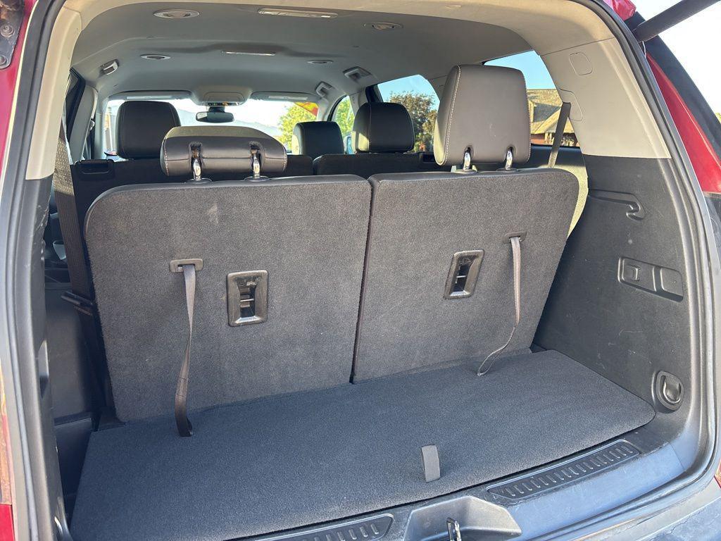 used 2023 GMC Acadia car, priced at $22,995