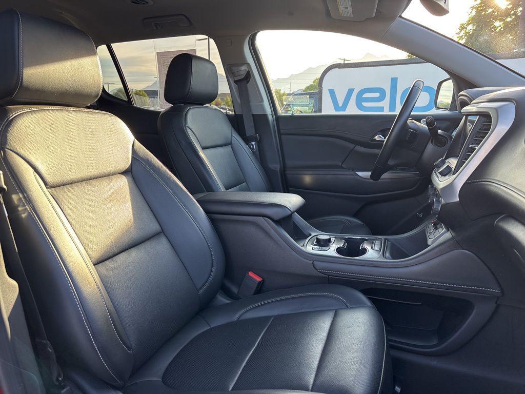 used 2023 GMC Acadia car, priced at $22,995