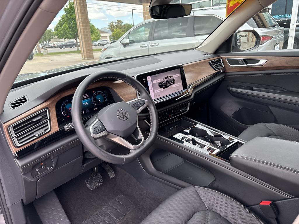 used 2024 Volkswagen Atlas car, priced at $28,995